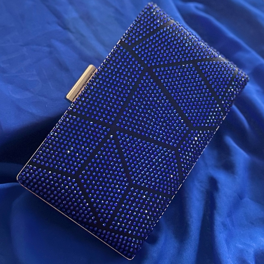 Stunning Blue Rhinestone Clutch – New with Defects💎 - Picture 7 of 8